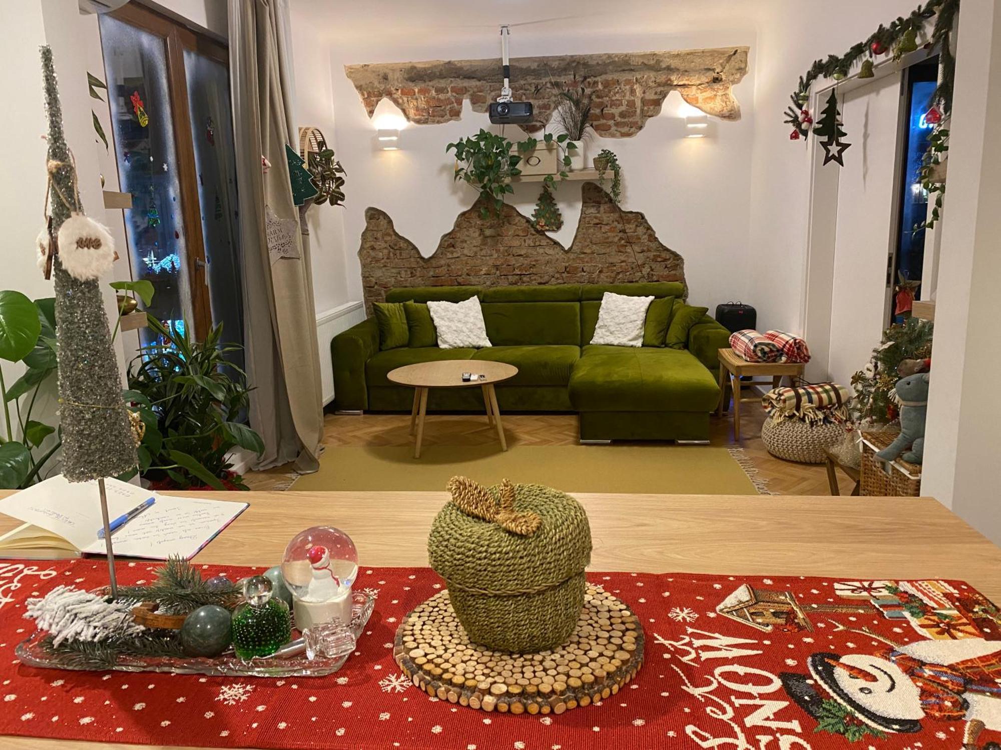 Sweet Cozy Ultracentral Крайова Екстериор снимка