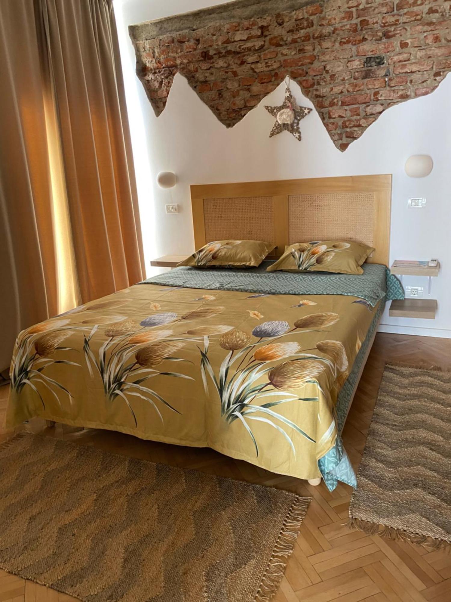 Sweet Cozy Ultracentral Крайова Екстериор снимка